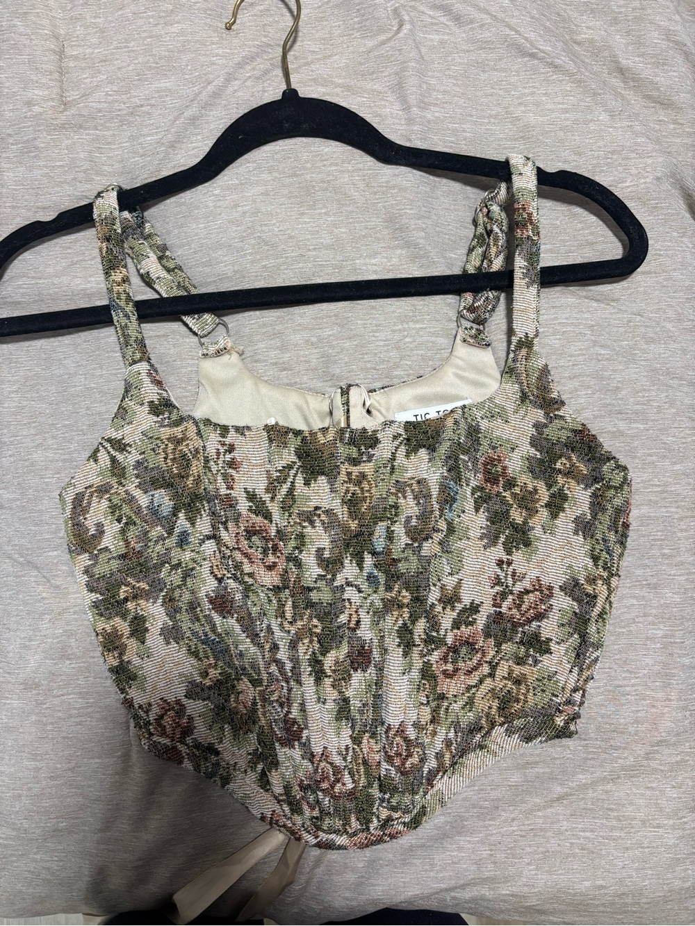 Floral Cropped Tank Top with Rose Print - Beige Green